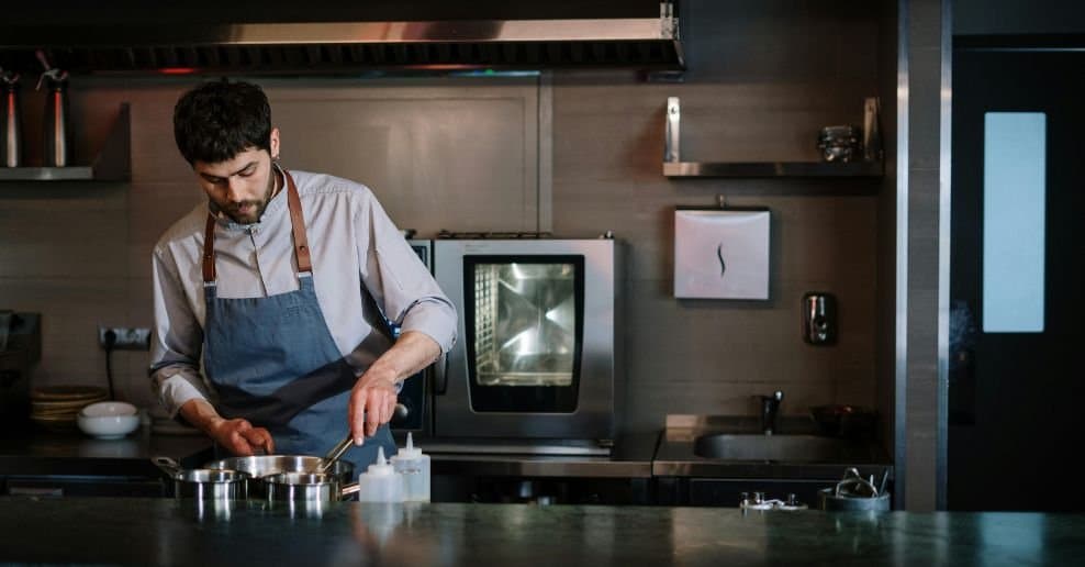 Teflón vs. Cerámica: ¿Qué Sartén es Mejor para Cocinar?