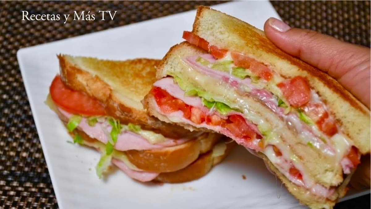 Receta Fácil: Cómo Preparar Sandwich con Pocos Ingredientes