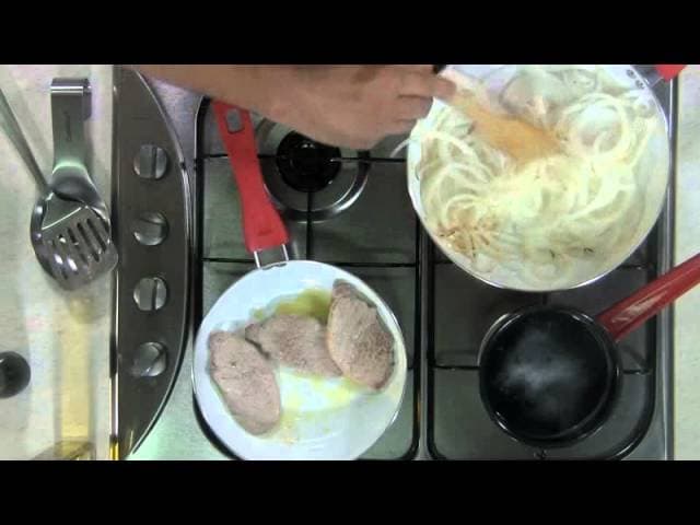 Comparativa Detallada entre Chuletas y Cebolla en la Cocina: ¿Cuál Elegir?
