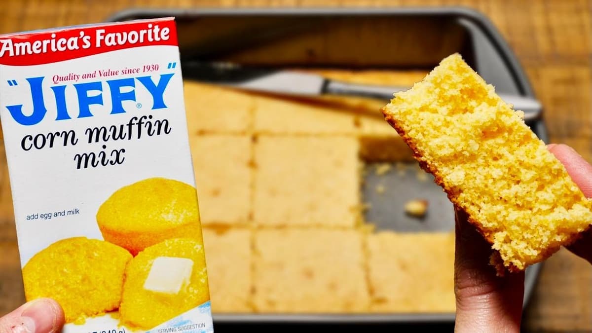 Receta de Cornbread Fácil y Deliciosa - Cómo Hacer Pan de Maíz Casero