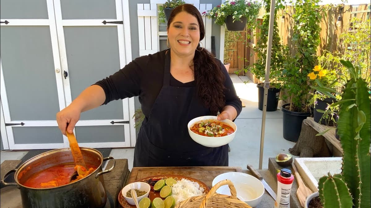 Cómo Hacer Menudo: Receta Tradicional Mexicana Paso a Paso