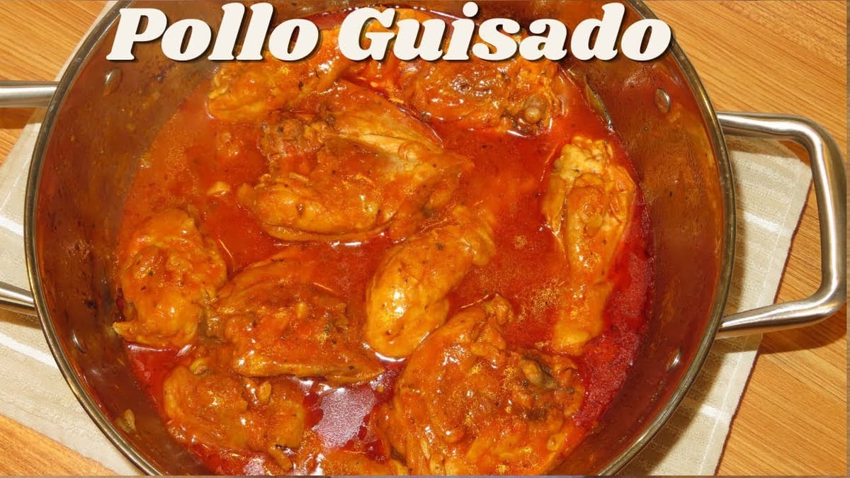 Receta de Pollo Guisado Tradicional: Paso a Paso | Cocina Casera
