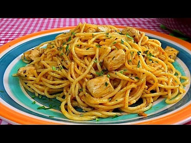 10 Recetas de Pasta Fáciles y Rápidas - Listas en 10 Minutos