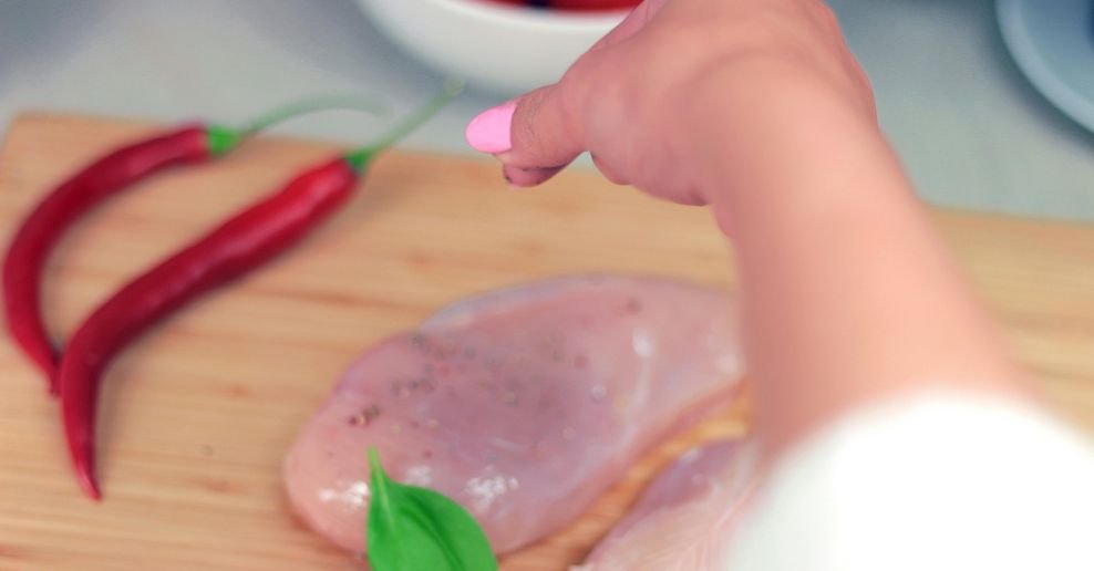 ¿Qué es Mejor: La Cerámica o el Acero Inoxidable? Descubre la Mejor Opción para tu Cocina