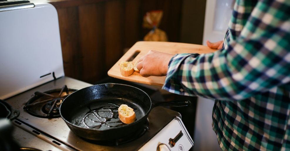 ¿Qué pasa si cocino con teflón?