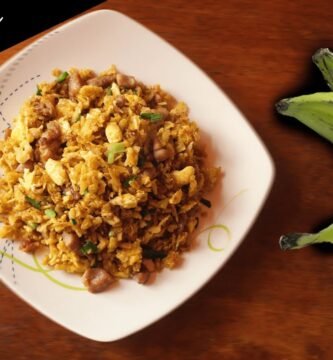 Menú del día barato: chaufa con plátano