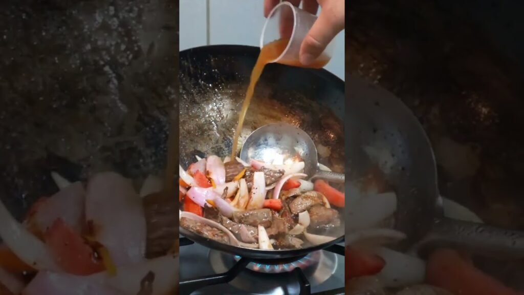 Menú del día barato: lomo saltado con plátano