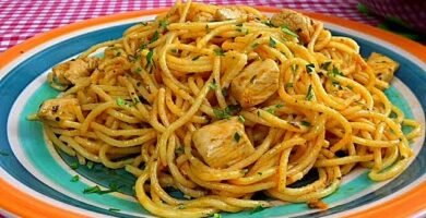 Menú del día barato: tallarines rojos con plátano